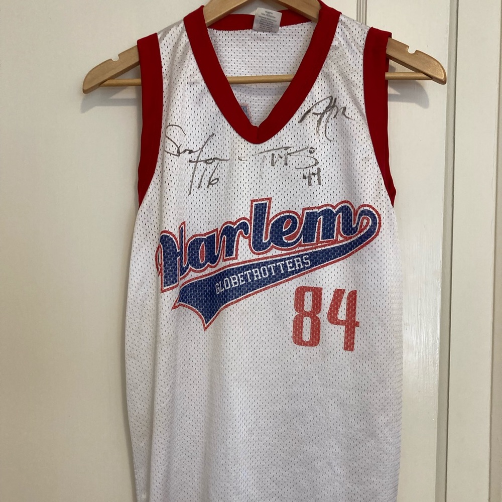 Harlem Globetrotters signed jersey